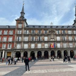 Slide 33: Plaza Mayor